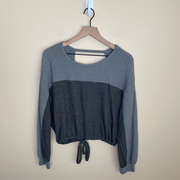 Hollister Sweaters - NEW Hollister Waffle Knit Sweater Size Small Colorblock Front Tie Open Back NWT